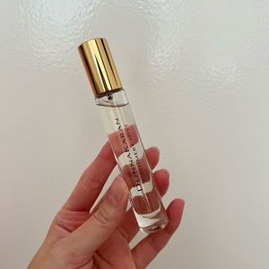 Donna Karan Cashmere Mist